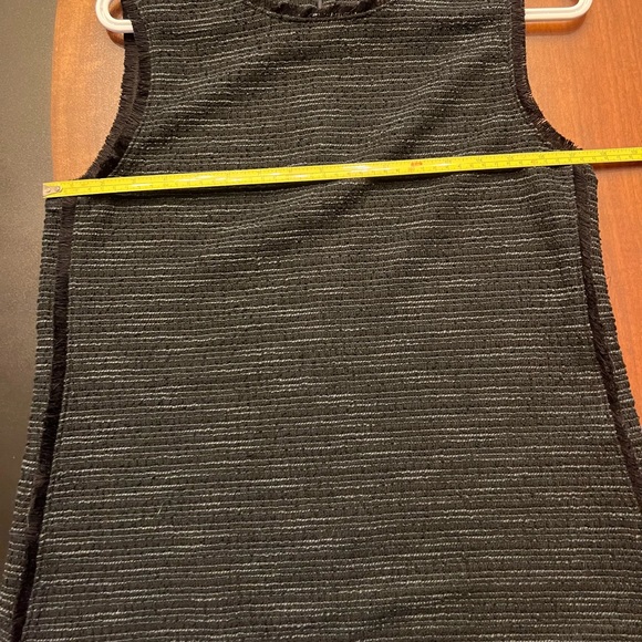 Banana Republic sleeveless blouse shirt top - Picture 6 of 11